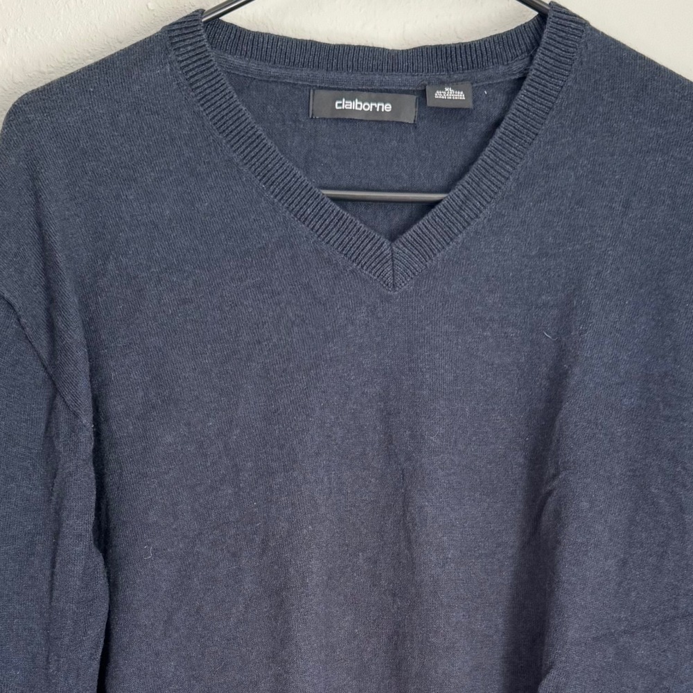 Claiborne Mens XL V-Neck Sweater Pullover‎ Long Sleeve Knit Top Casual